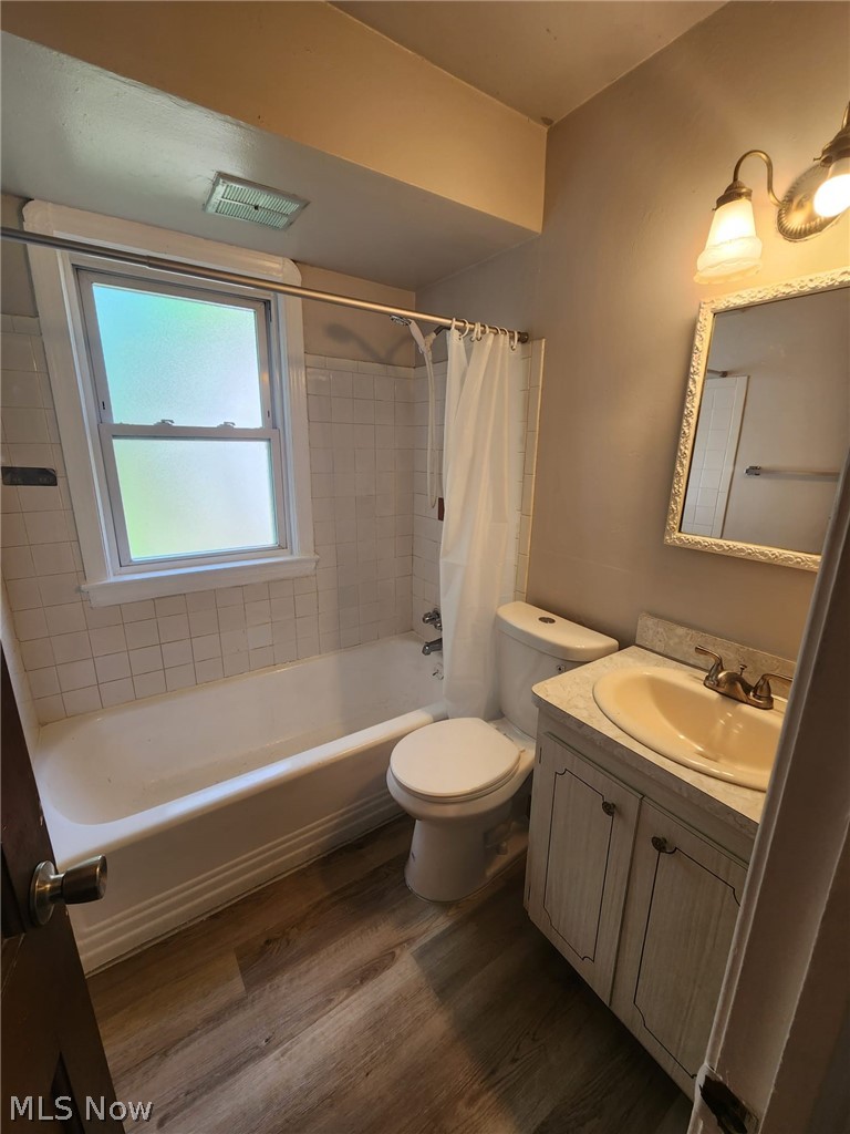 25801 Forestview Avenue Euclid OH 44132