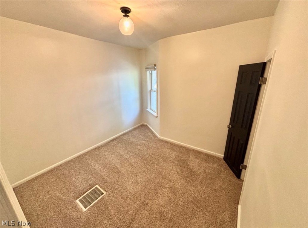 3915 John Avenue Cleveland OH 44113