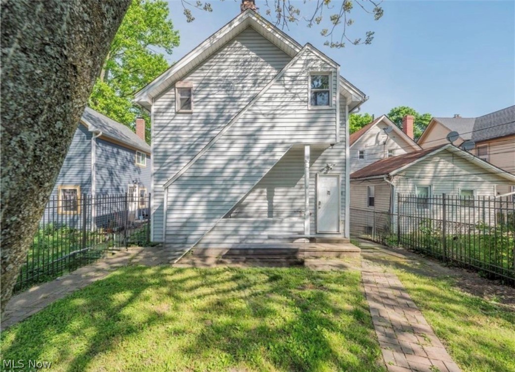 3915 John Avenue Cleveland OH 44113
