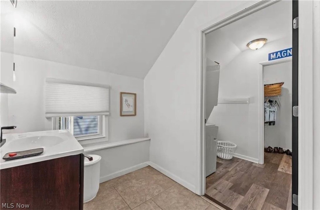 3915 John Avenue Cleveland OH 44113