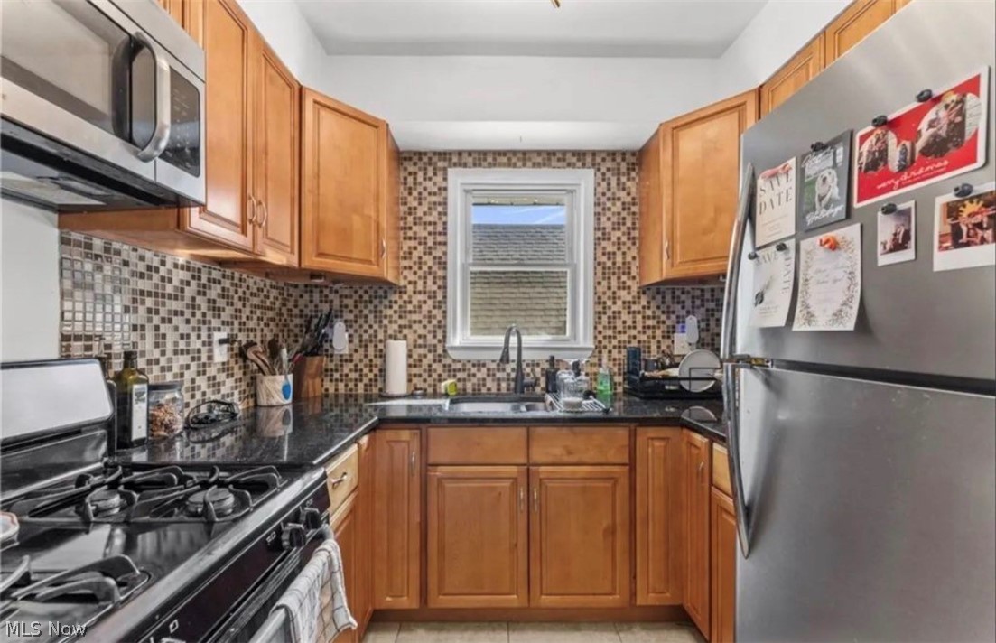 3915 John Avenue Cleveland OH 44113
