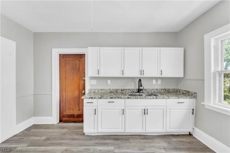 3904 W 18th Street Cleveland OH 44109
