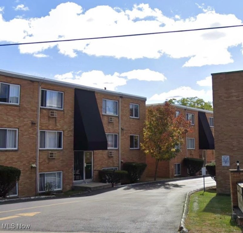 20365 Lorain Road Fairview Park OH 44136