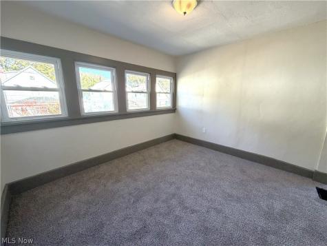 882 Redfern Avenue Akron OH 44314