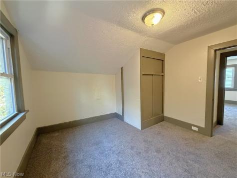 882 Redfern Avenue Akron OH 44314