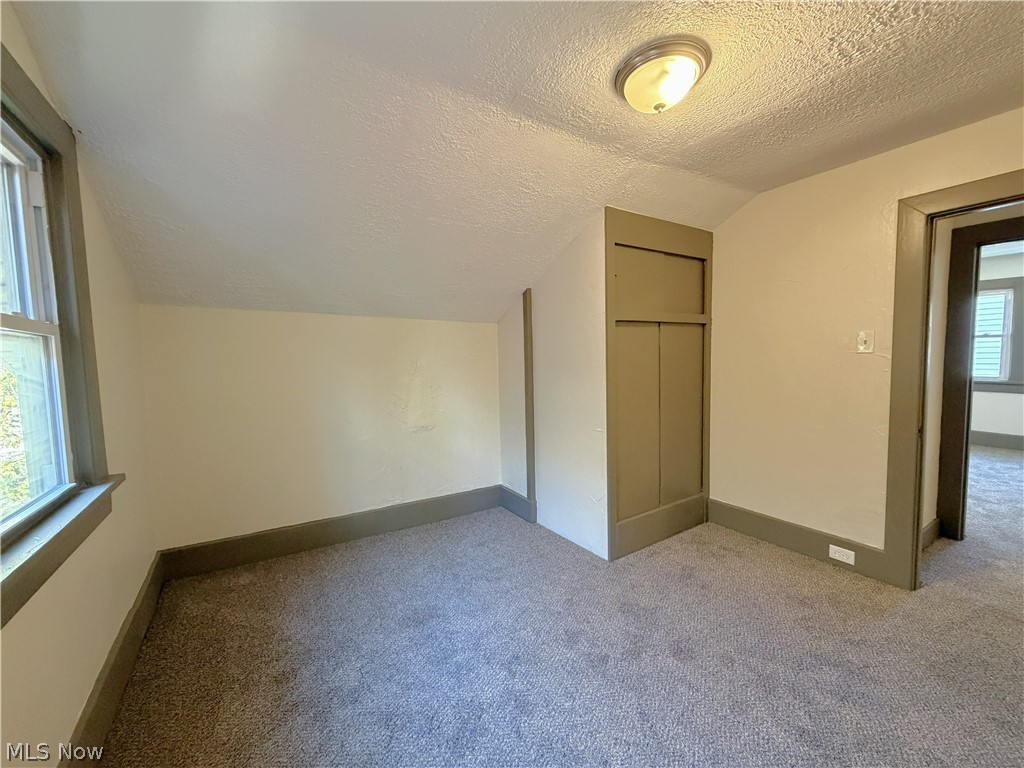 882 Redfern Avenue Akron OH 44314