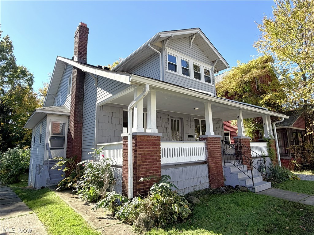 882 Redfern Avenue Akron OH 44314