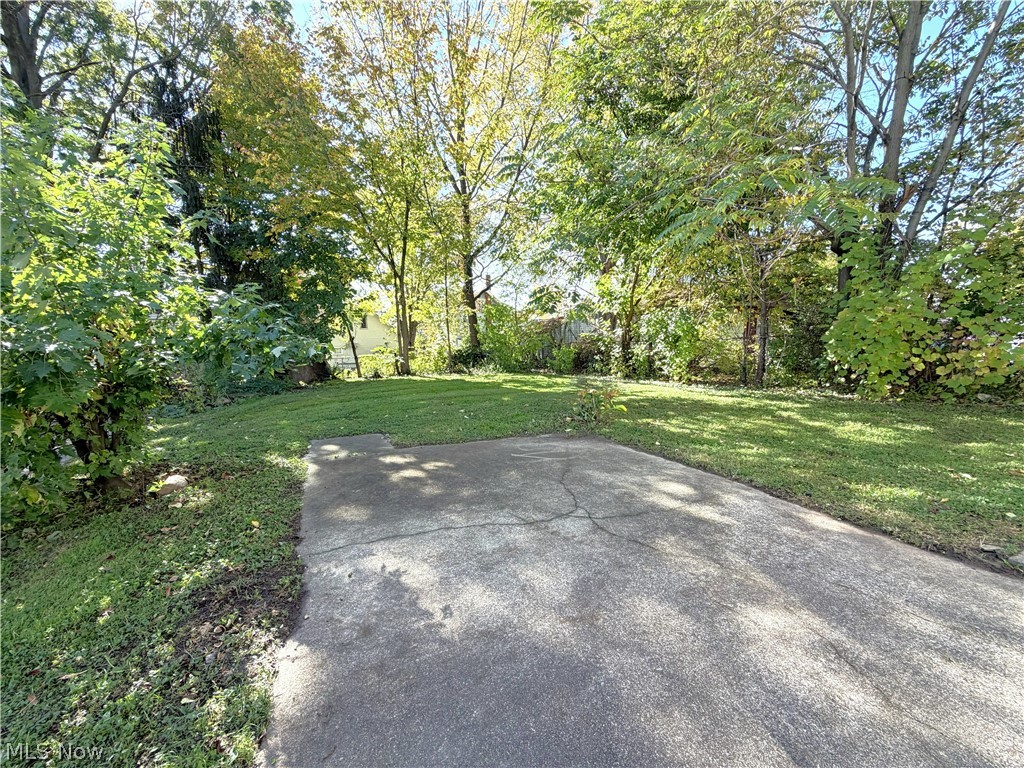 882 Redfern Avenue Akron OH 44314