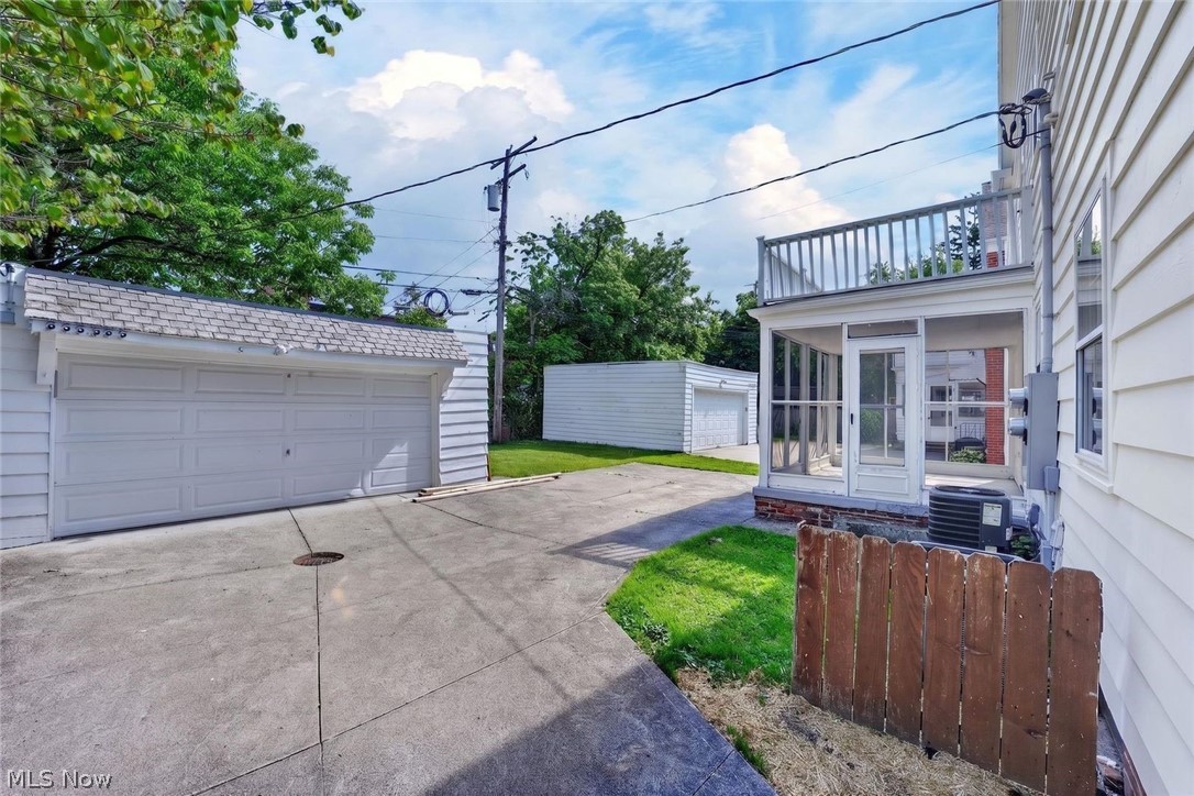 19239 Winslow Road Shaker Heights OH 44122
