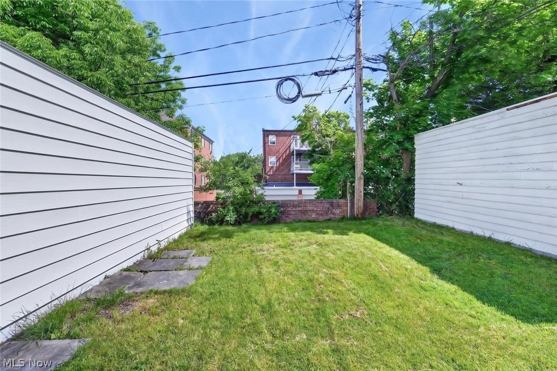 19239 Winslow Road Shaker Heights OH 44122