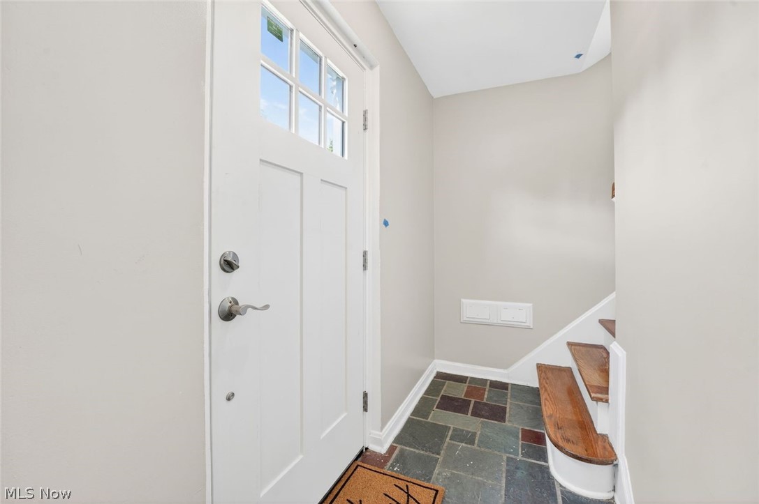 19239 Winslow Road Shaker Heights OH 44122