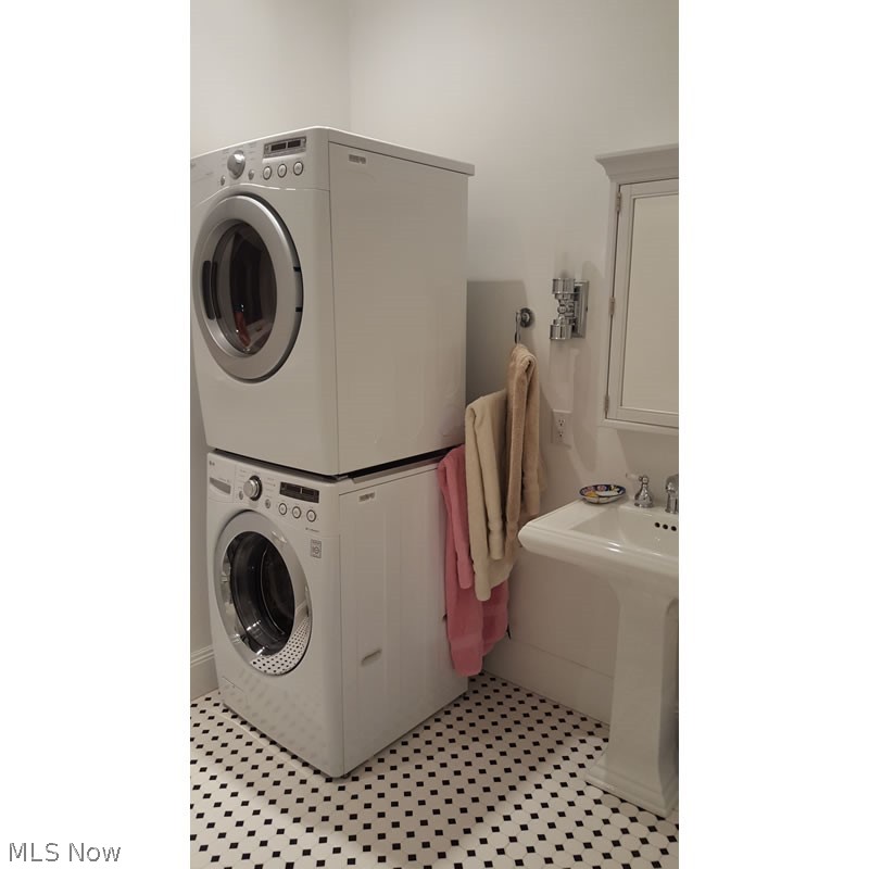 4533 Payne Avenue Cleveland OH 44103