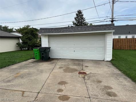 1371 W Miner Road Mayfield Heights OH 44124