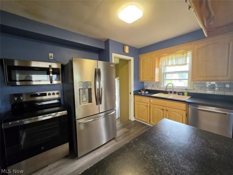 1371 W Miner Road Mayfield Heights OH 44124
