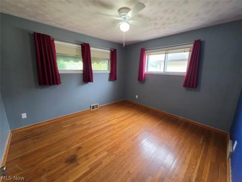 1371 W Miner Road Mayfield Heights OH 44124