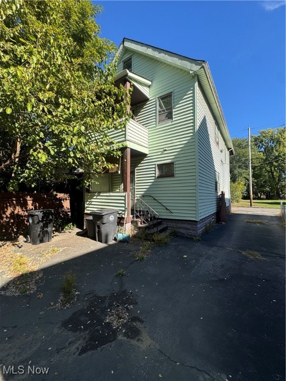 3660 E 76th Street Cleveland OH 44105