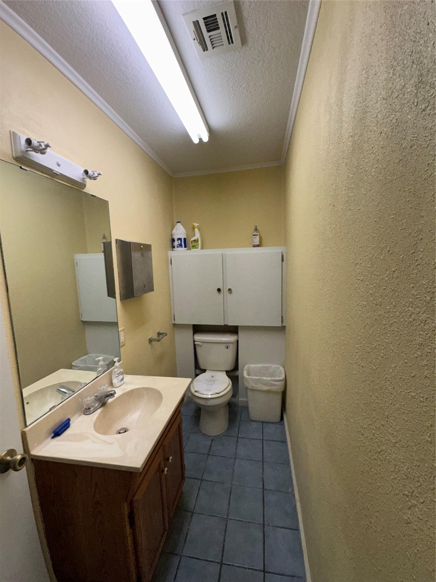 139 SE Cholwell Avenue Bartlesville OK 74006
