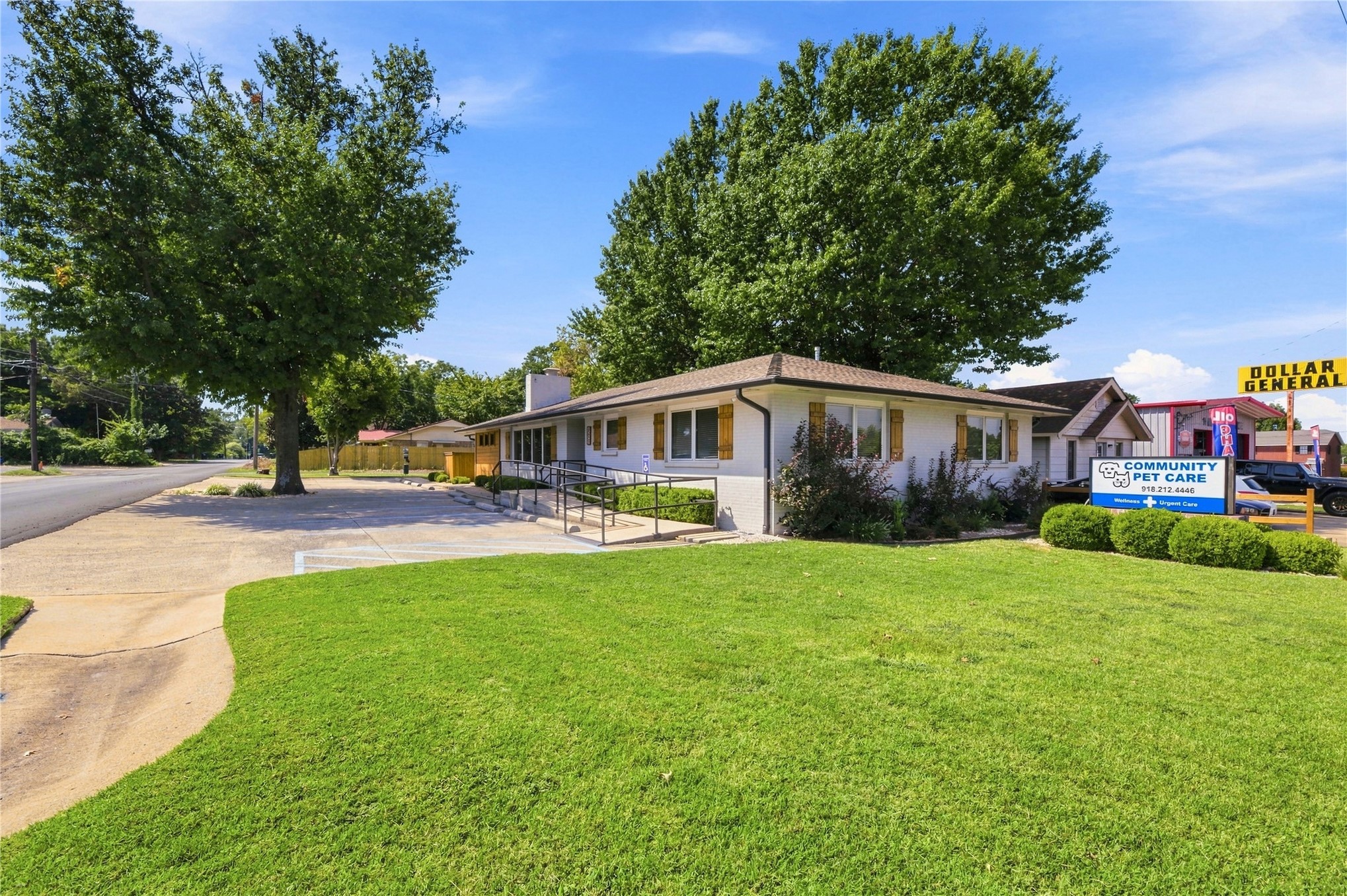 223 N East Avenue Tahlequah OK 74464