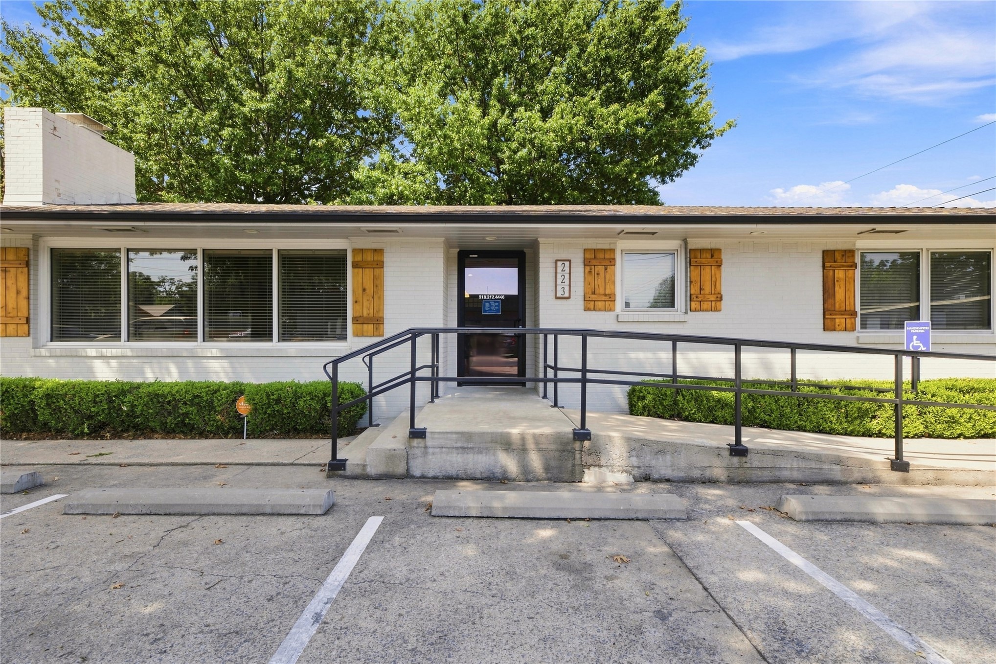 223 N East Avenue Tahlequah OK 74464
