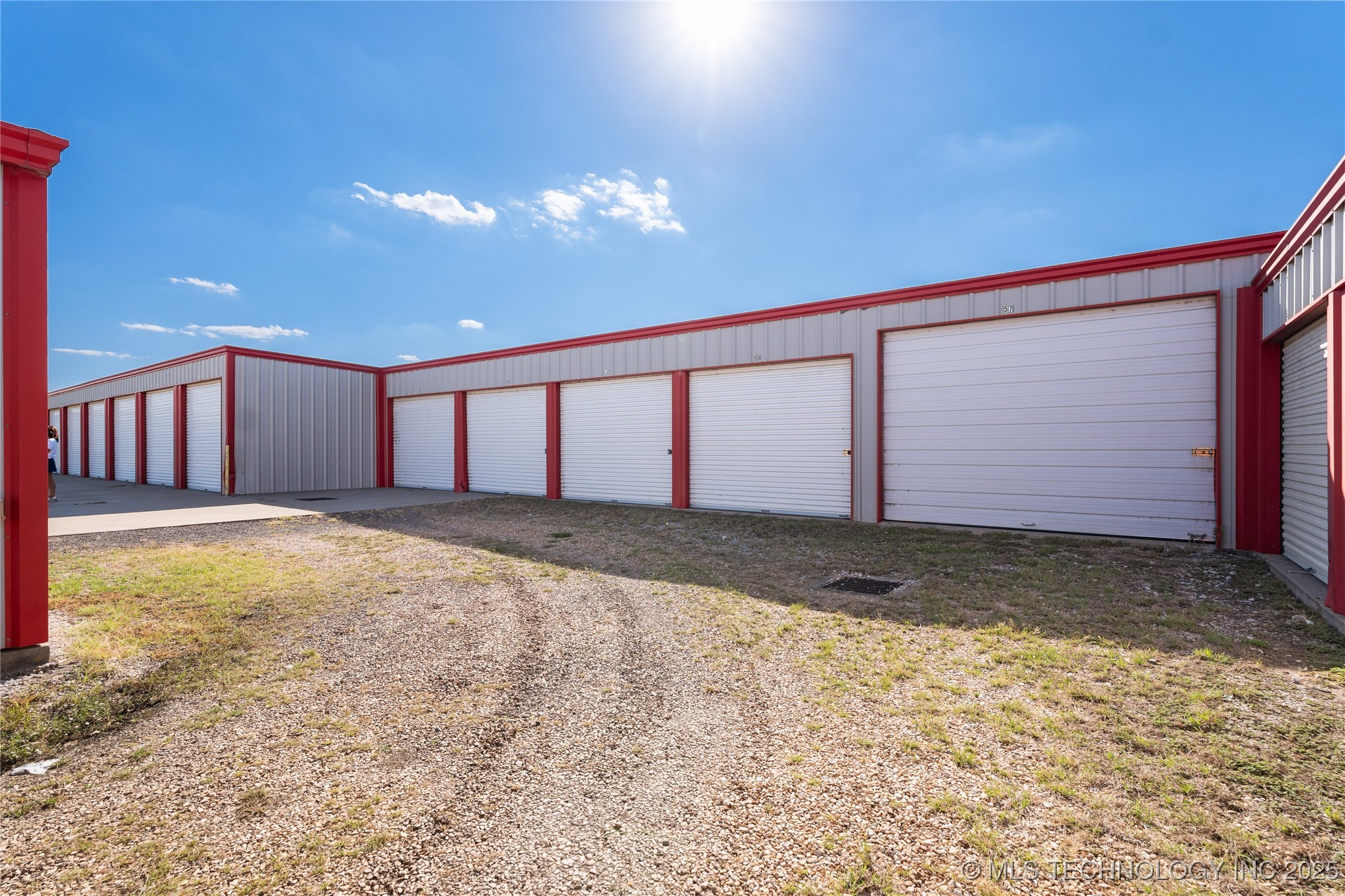 18753 S 100 Highway Webbers Falls OK 74470