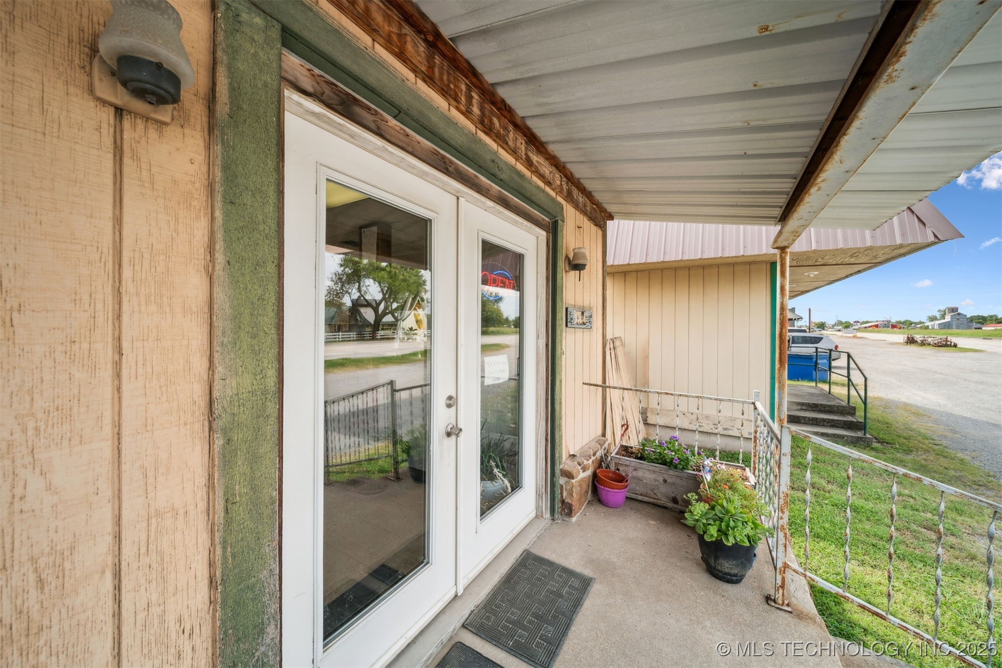 222 N Highway 69 Chouteau OK 74337
