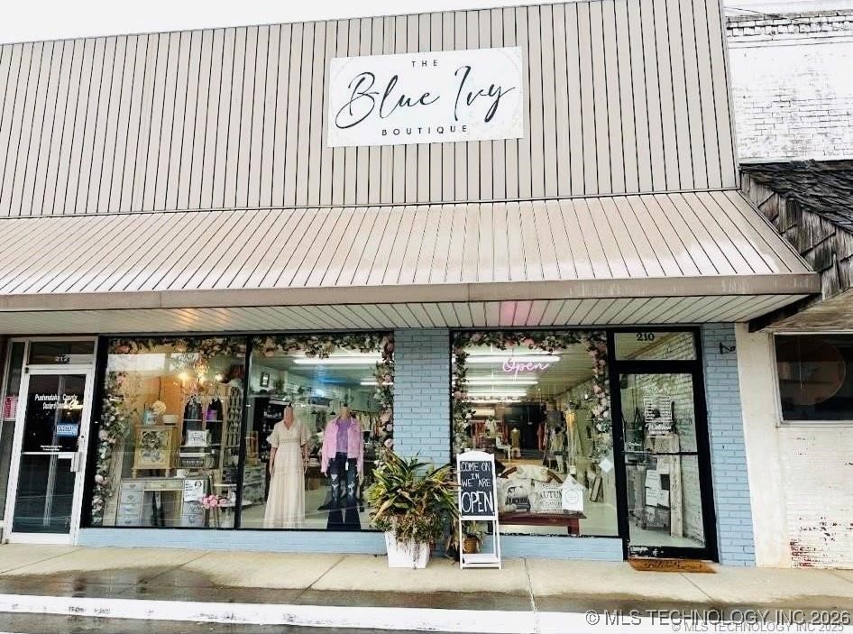 210 N High Antlers OK 74523