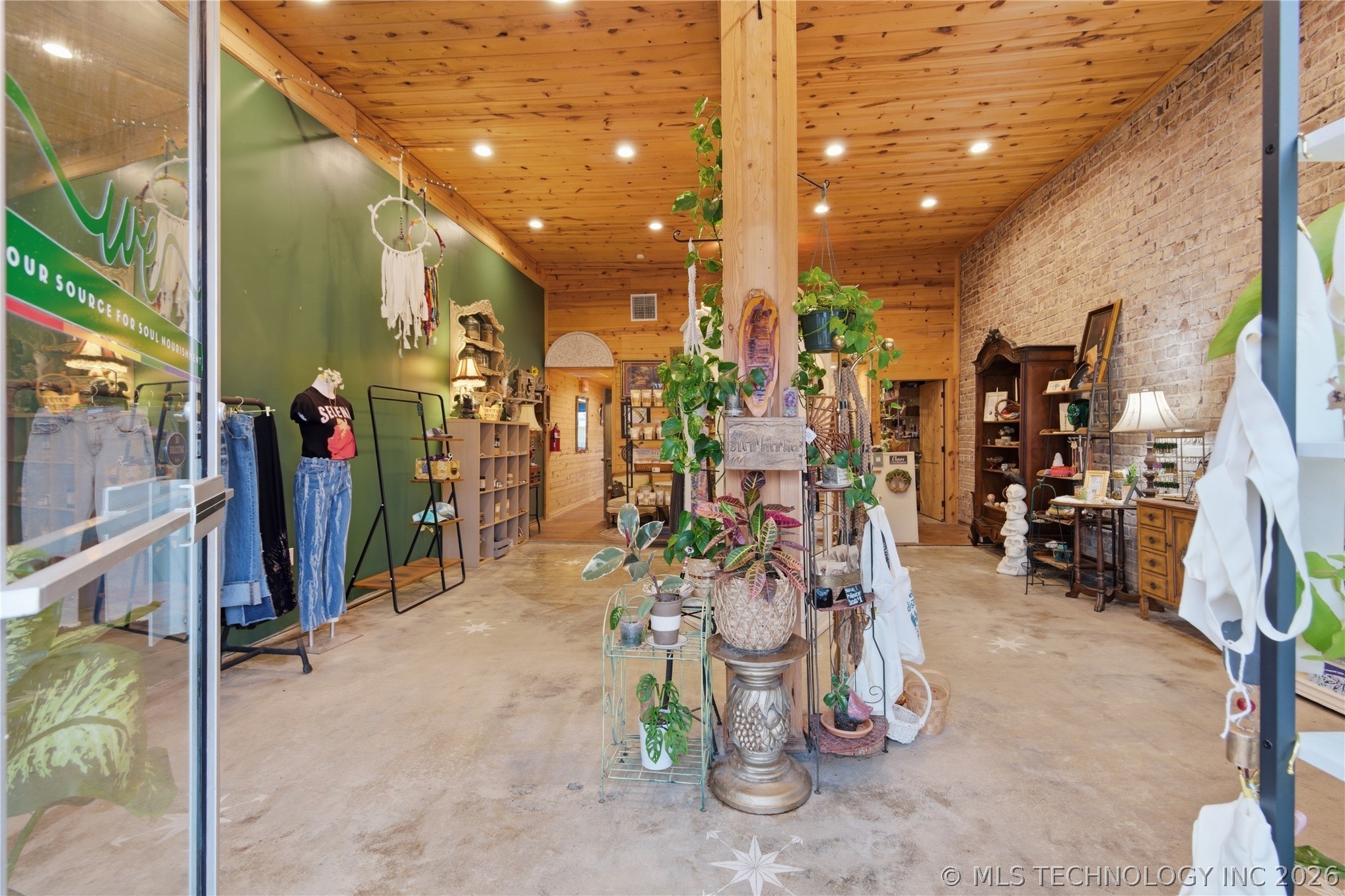 131 N Lee Fort Gibson OK 74434