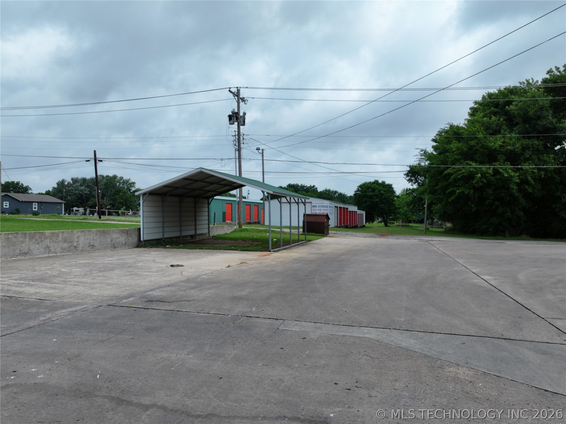 900 W 17th Sulphur OK 73086