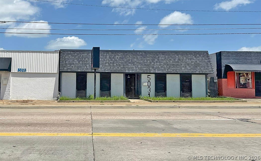 5031 E Admiral Place Tulsa OK 74115