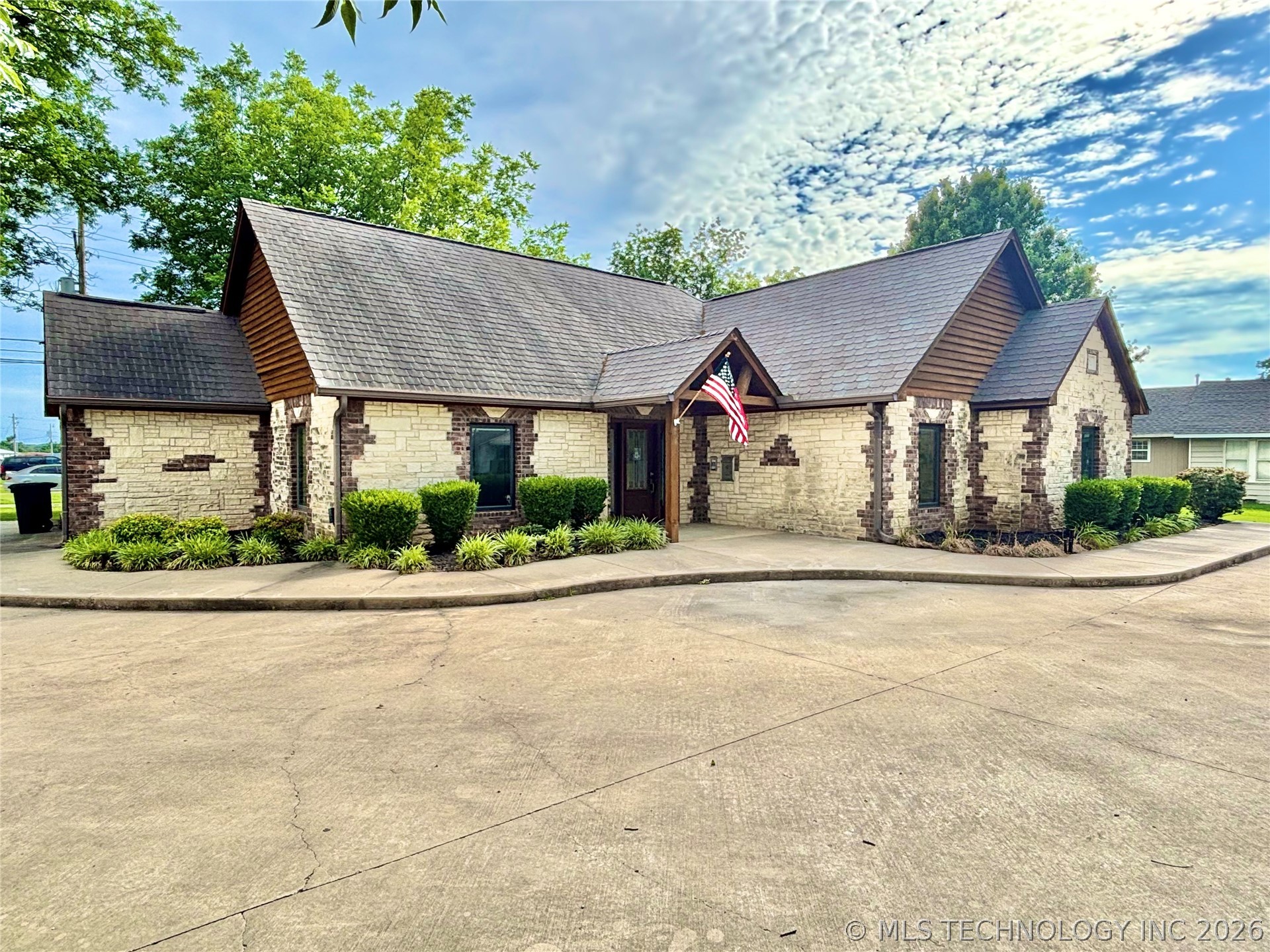 502 W Main Street Stigler OK 74462