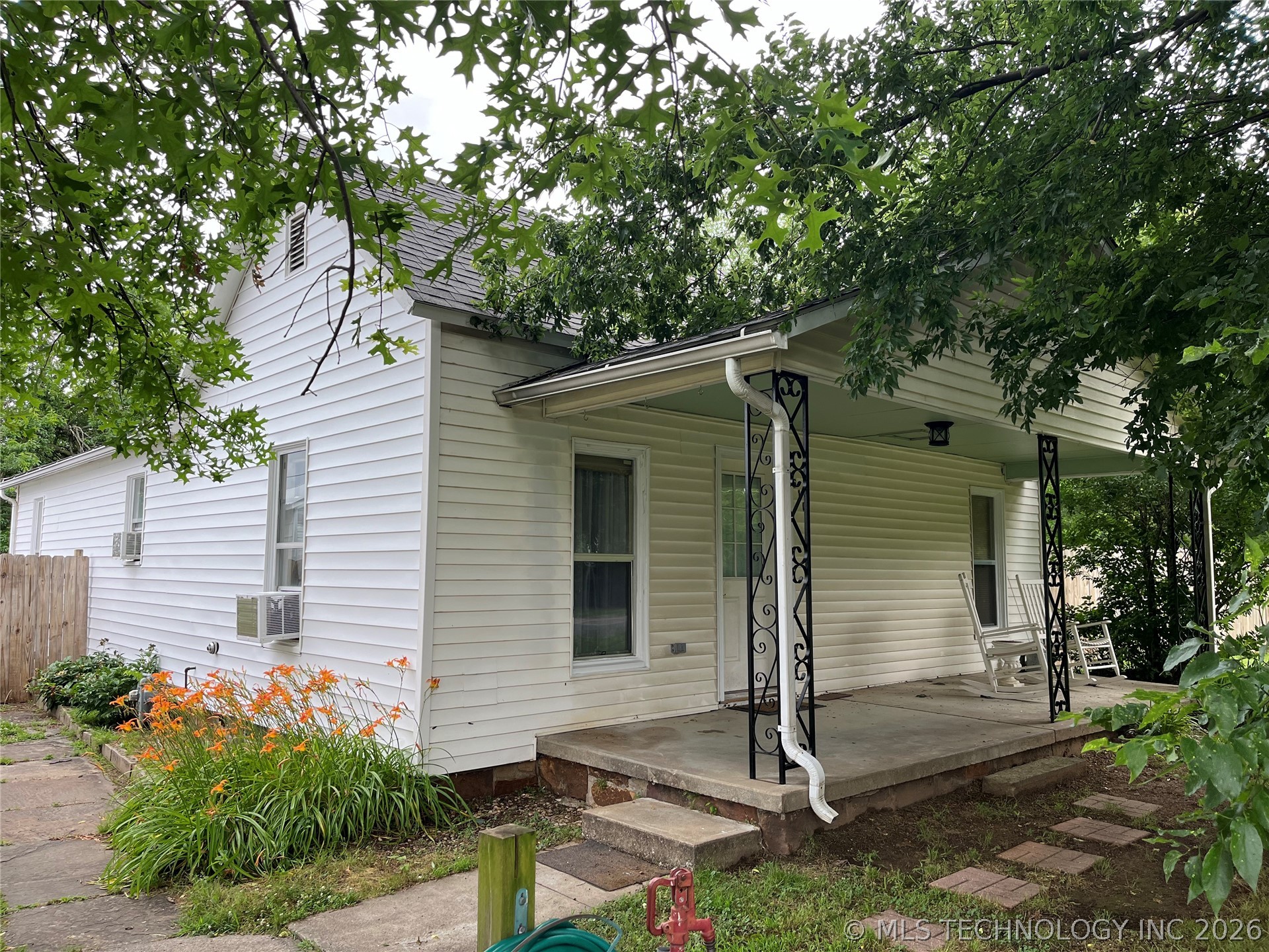 610 W Washington Avenue Krebs OK 74554