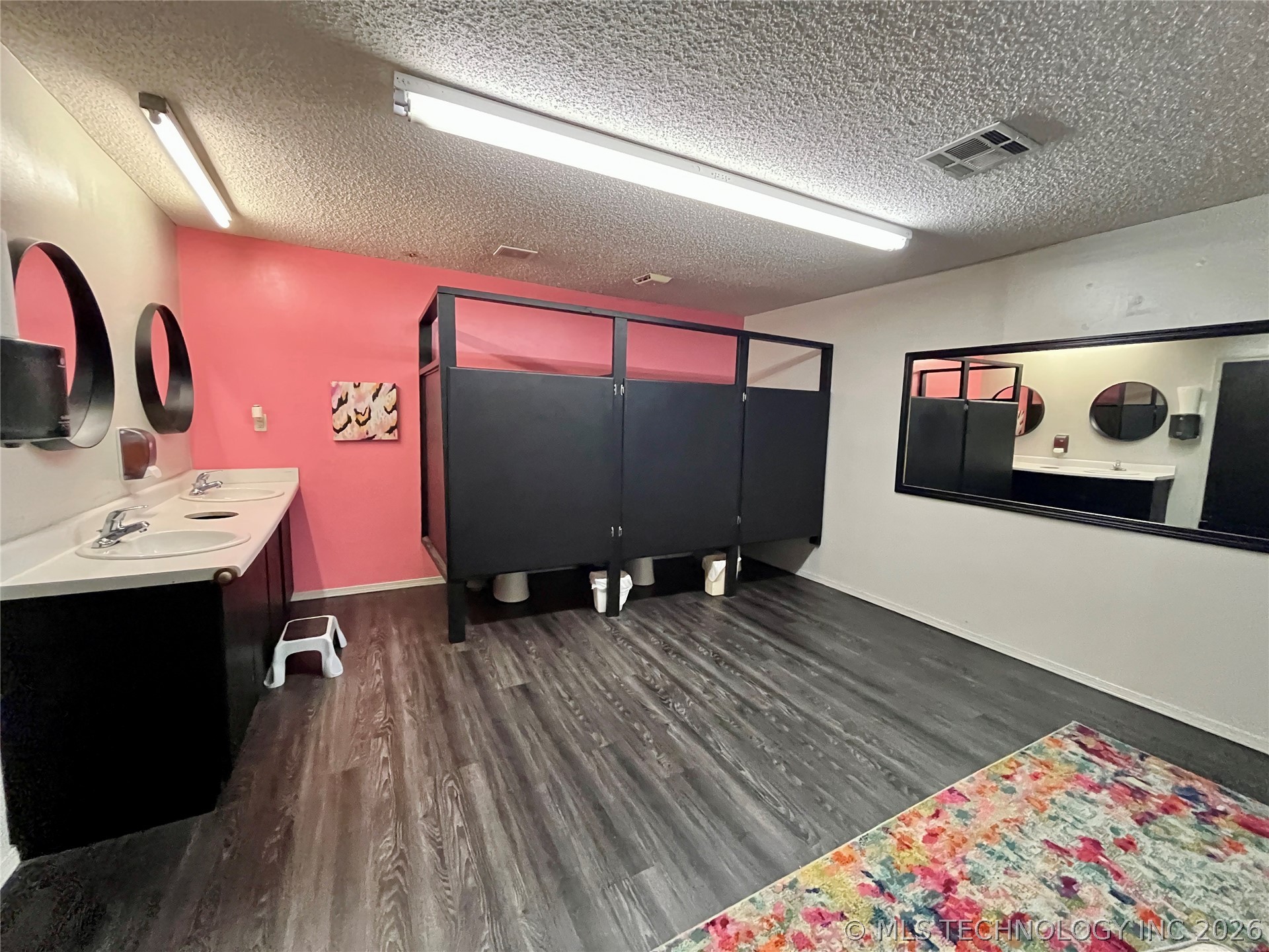 2710 S Cherokee Drive Muskogee OK 74403
