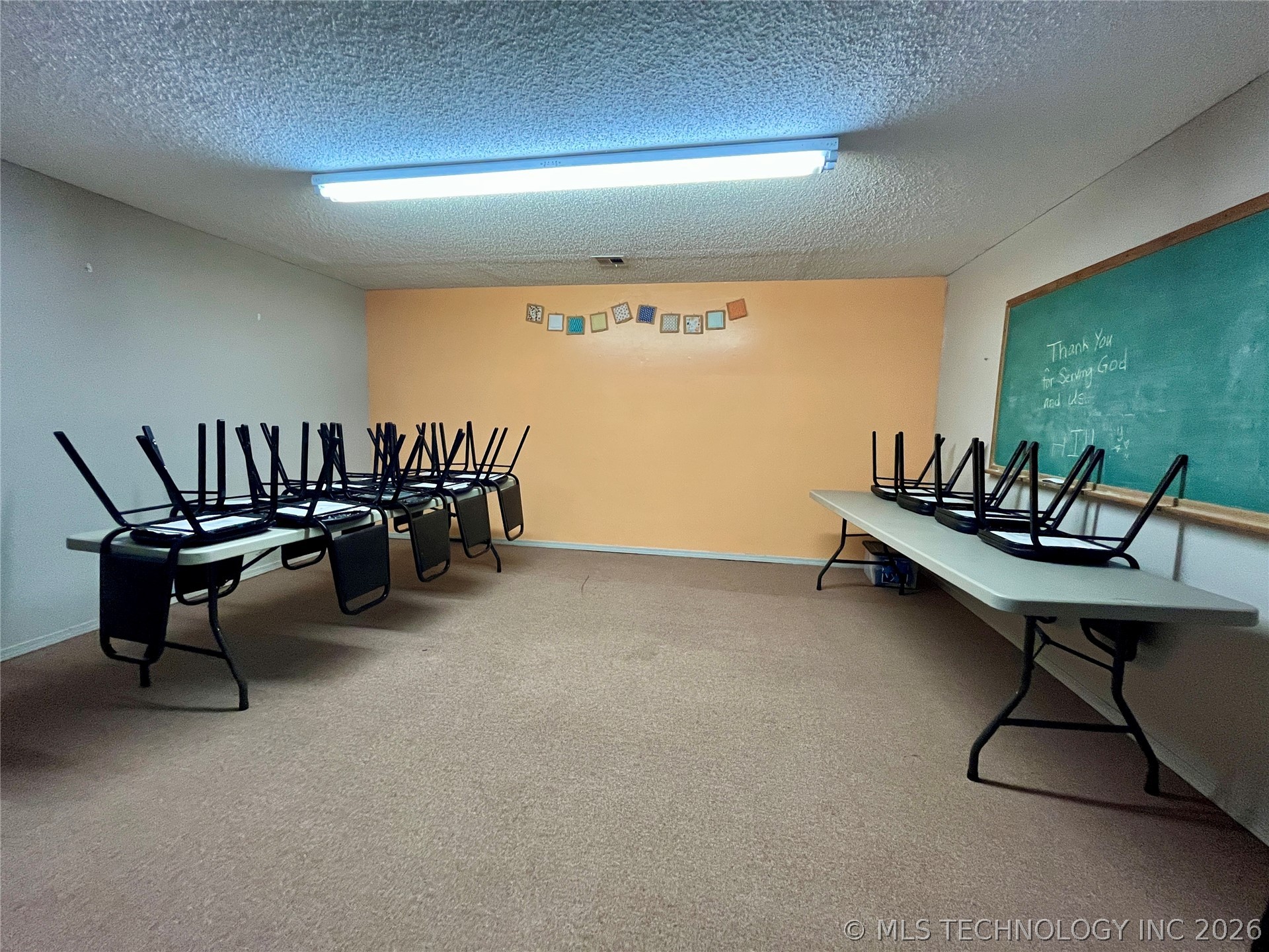 2710 S Cherokee Drive Muskogee OK 74403