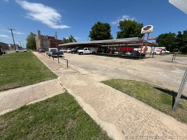200 N Hinckley Holdenville OK 74848