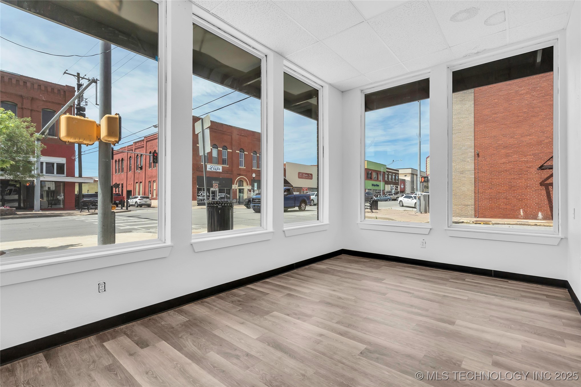 127 W Main Street Ardmore OK 73401