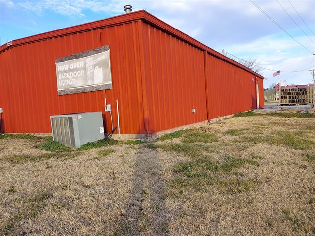 292 E 4th Avenue Welch OK 74369
