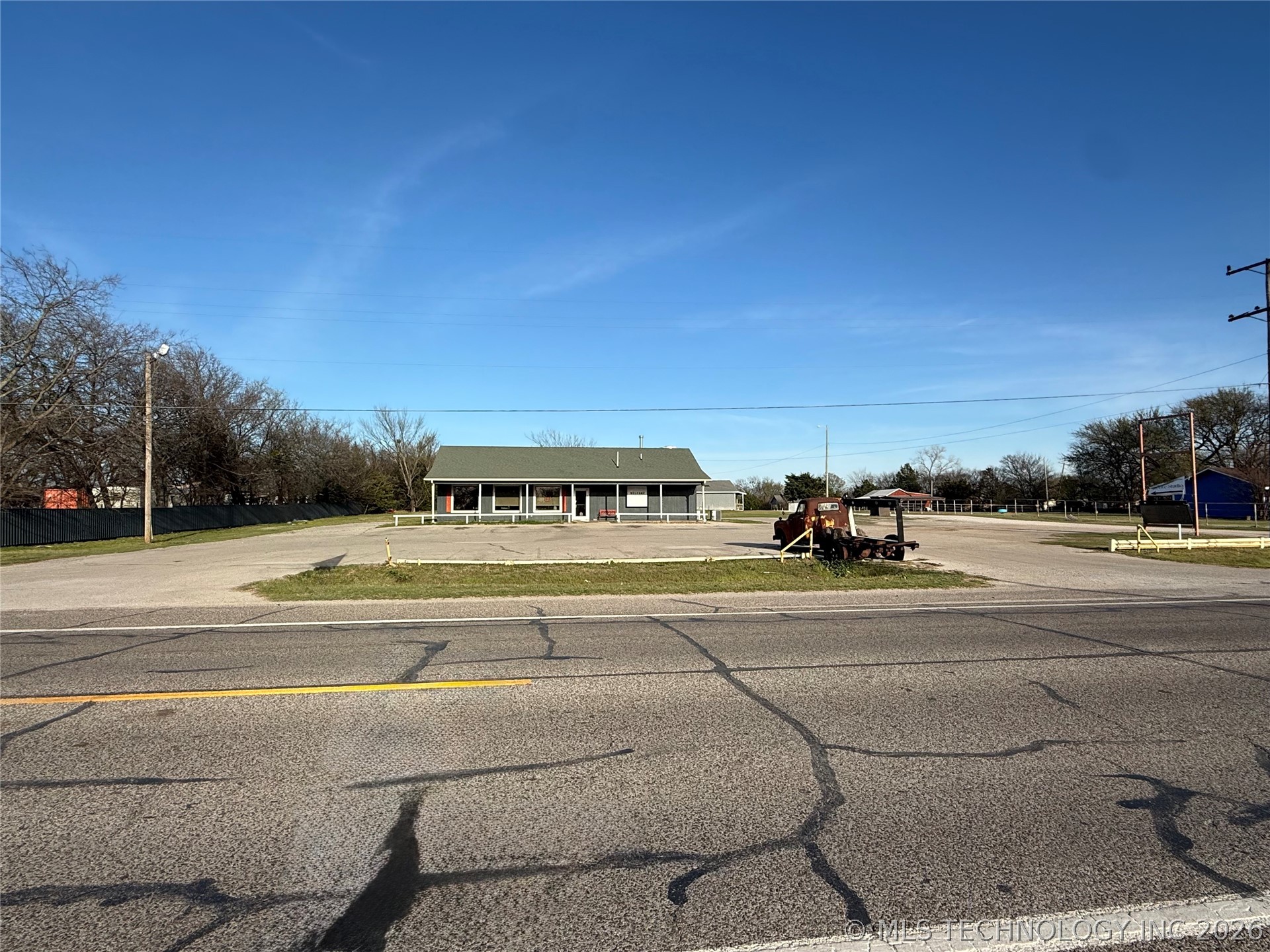 1008 N Highway 77 Marietta OK 73448