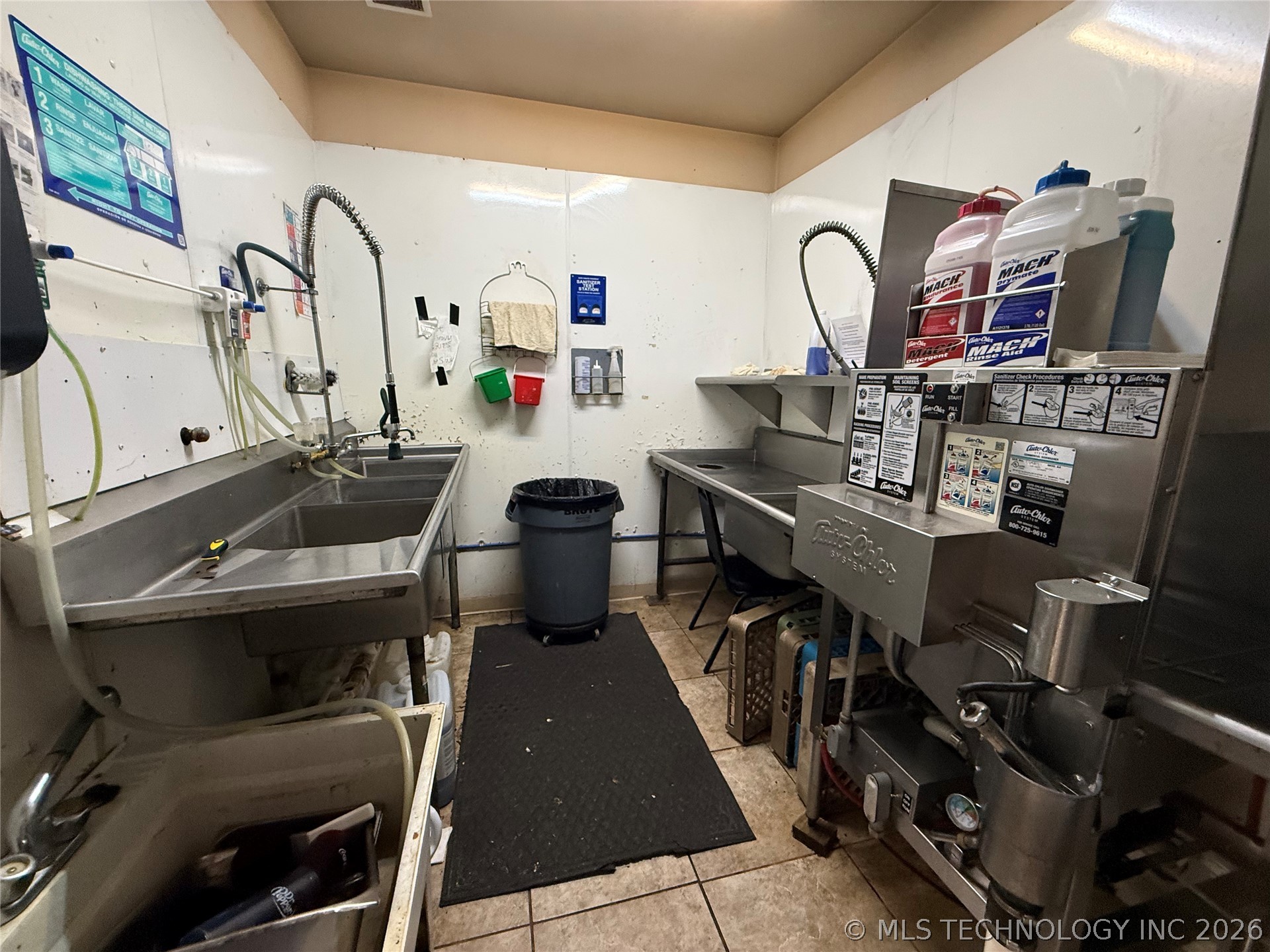 1008 N Highway 77 Marietta OK 73448