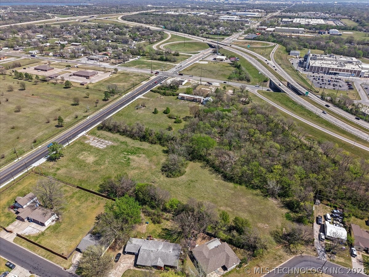 2494 N Lewis Avenue E Tulsa OK 74110