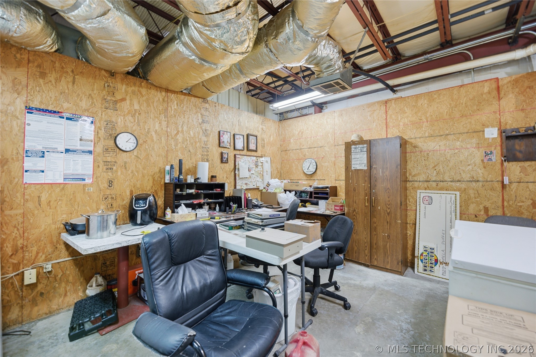 15994 N Clear Creek Road Hulbert OK 74441