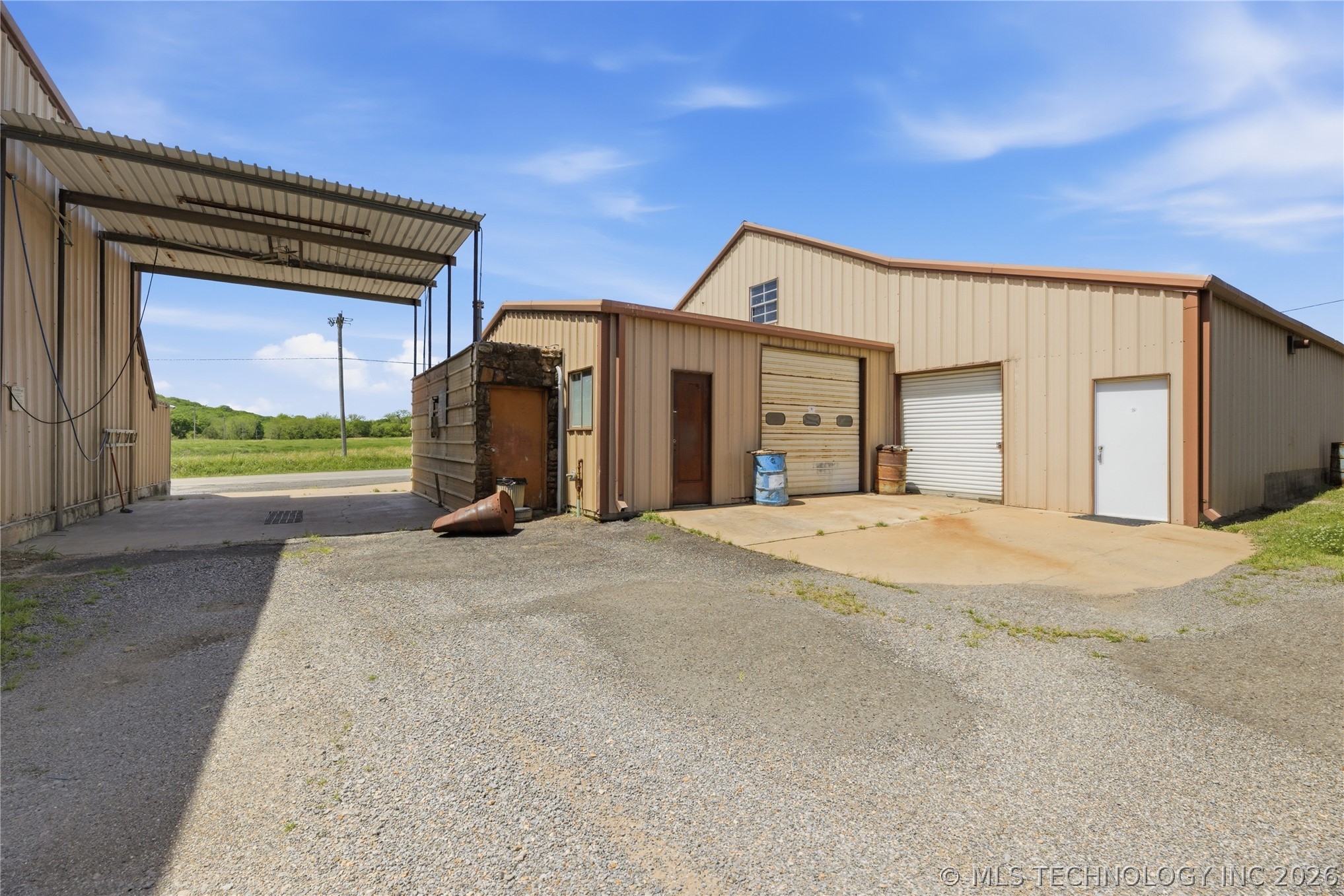 15994 N Clear Creek Road Hulbert OK 74441