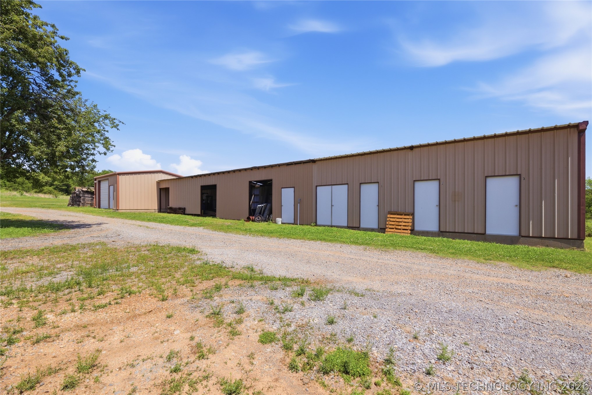 15994 N Clear Creek Road Hulbert OK 74441