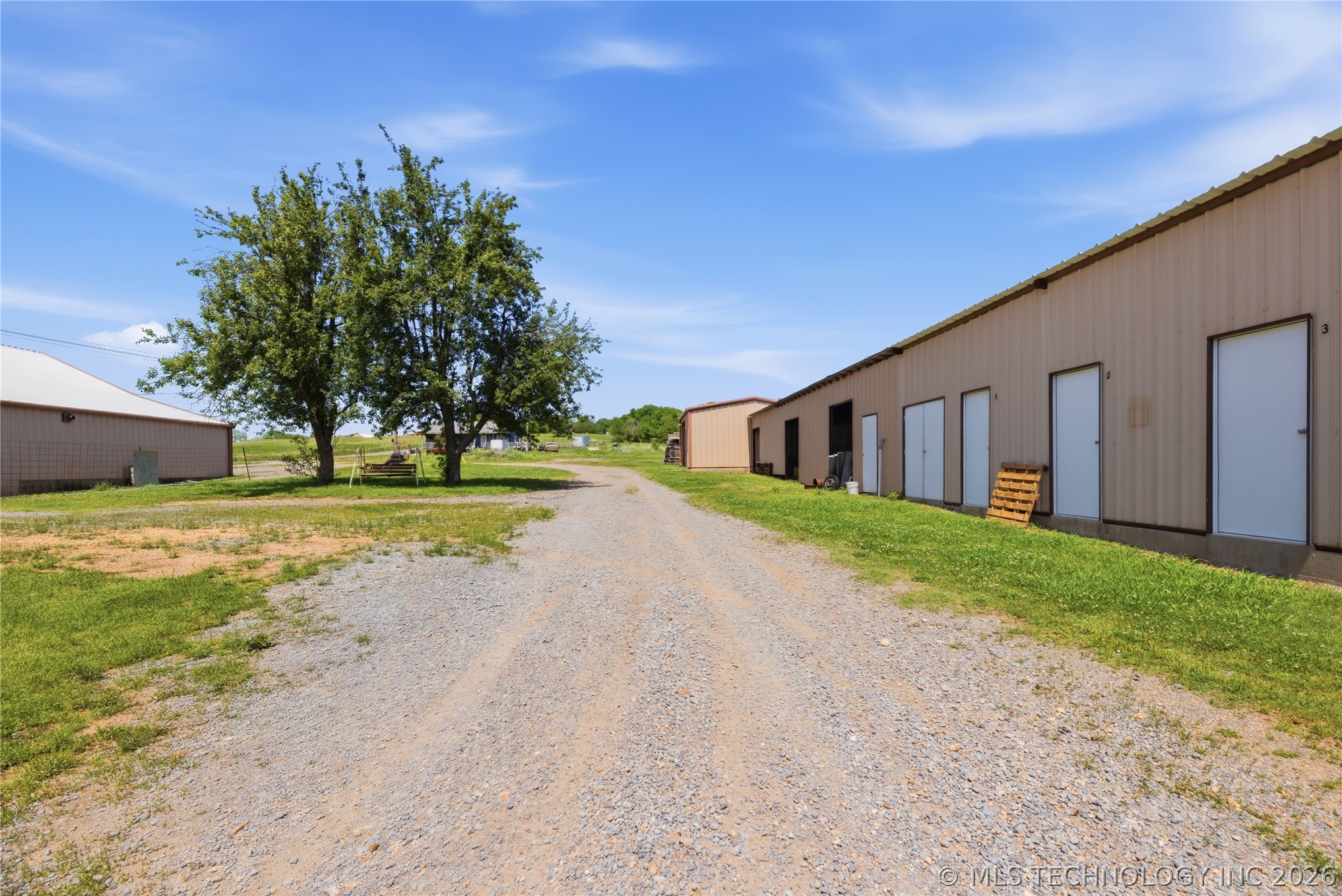 15994 N Clear Creek Road Hulbert OK 74441