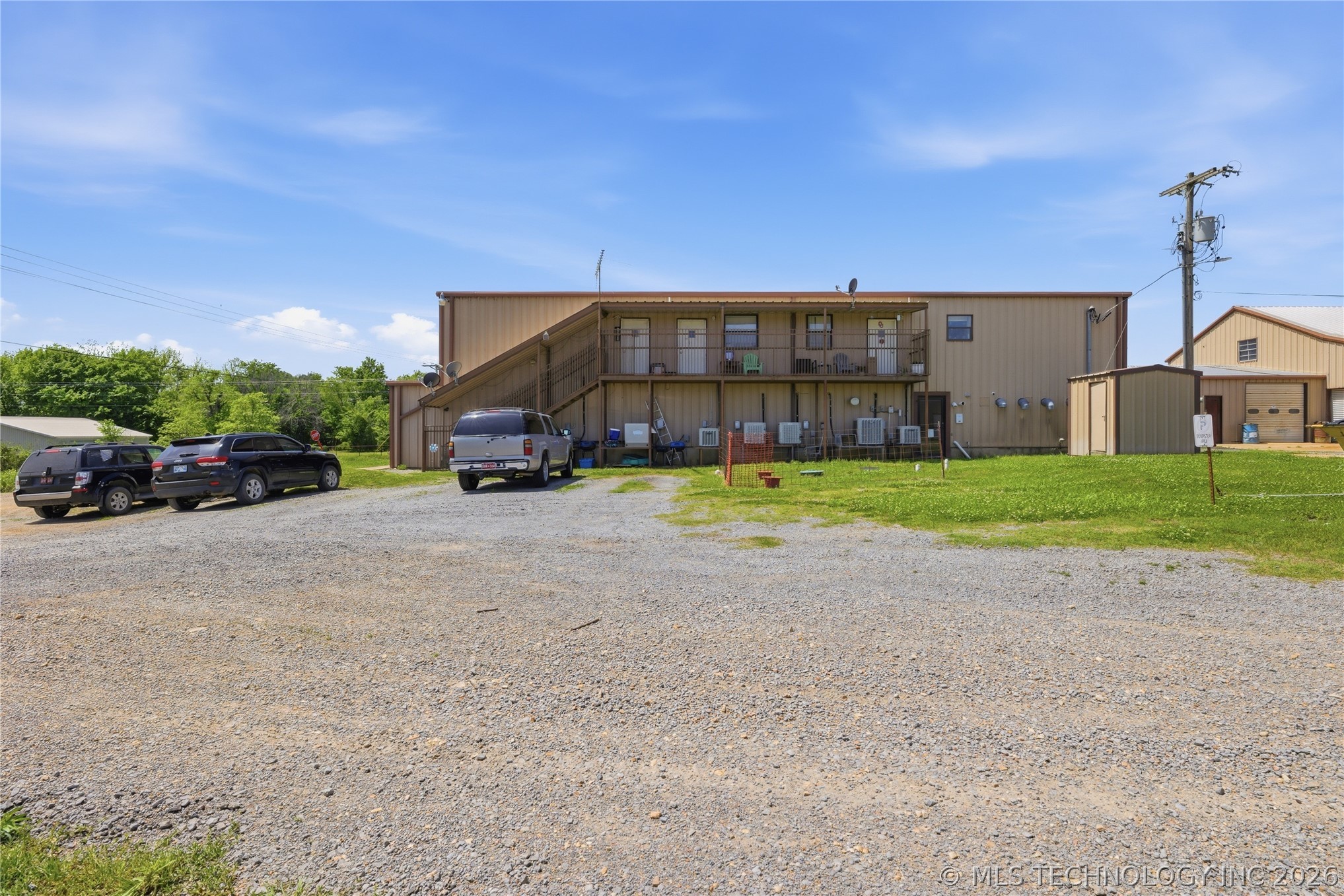 15994 N Clear Creek Road Hulbert OK 74441