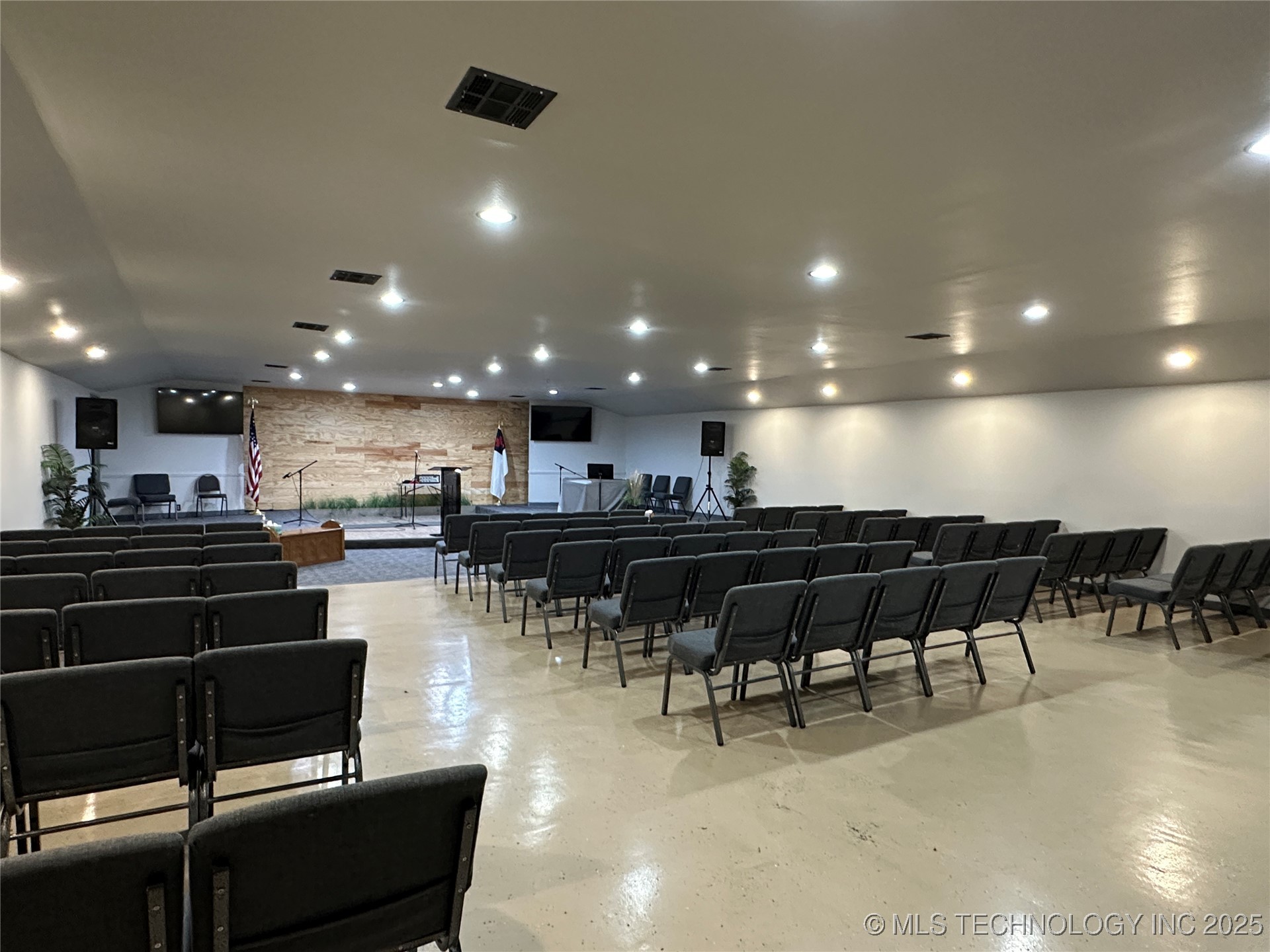309 W Miami Avenue Mcalester OK 74501