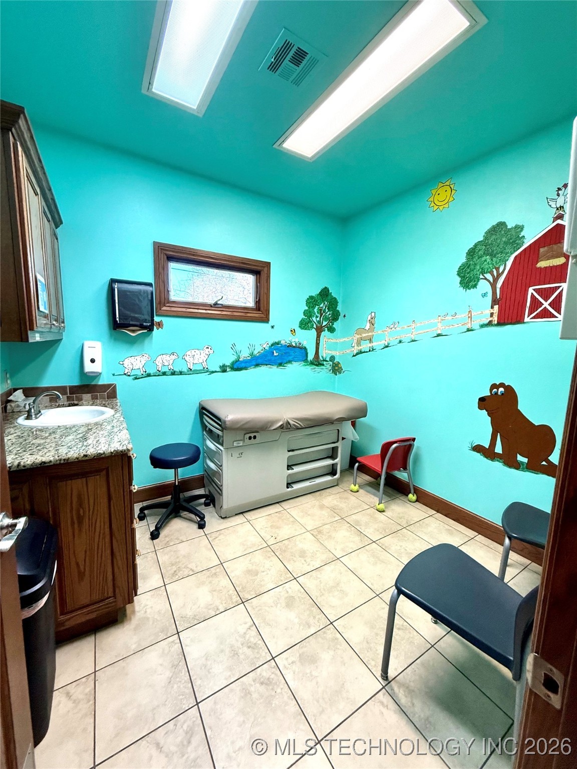 709 E Downing Street Tahlequah OK 74464