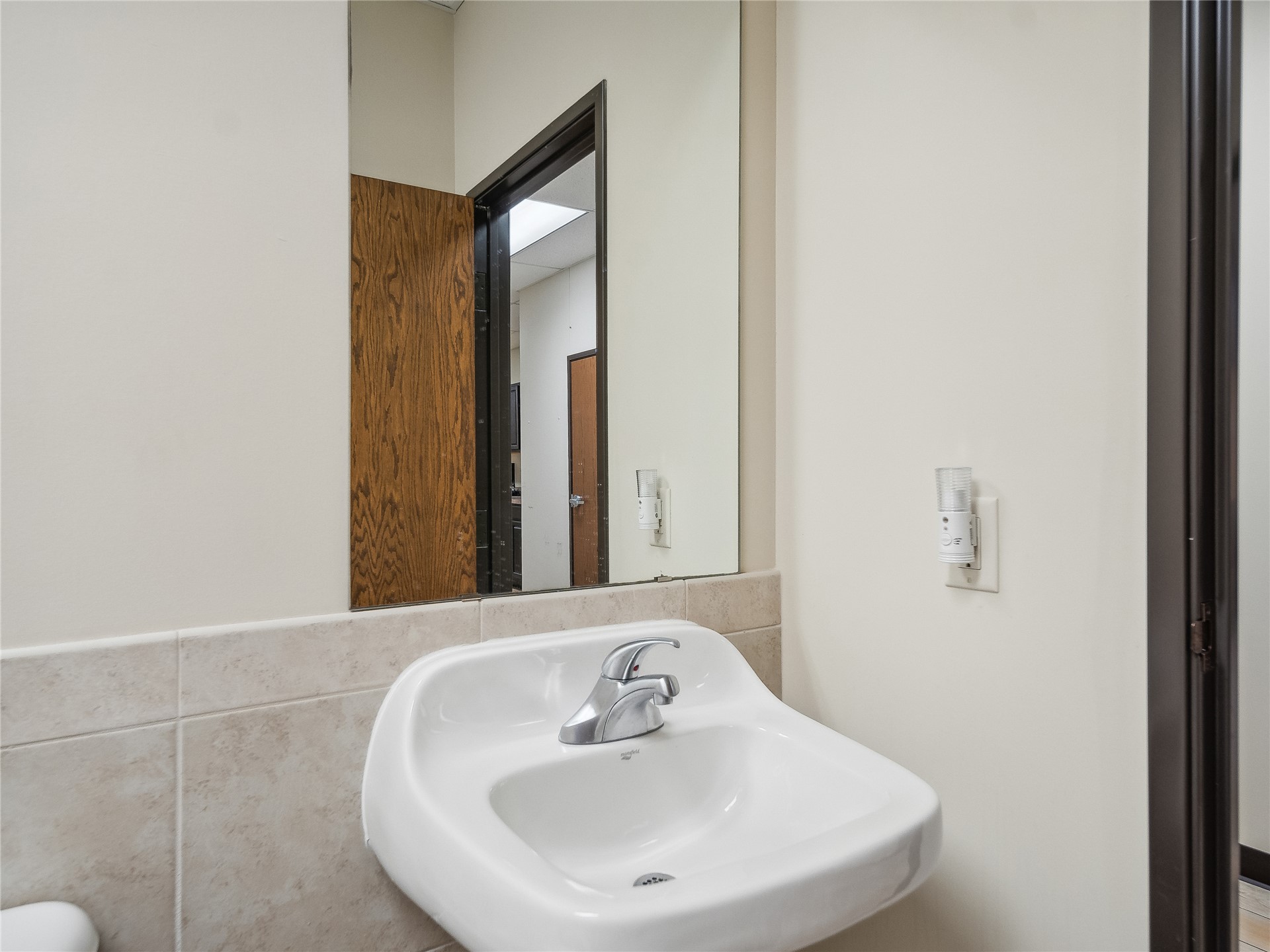 2005 N Yellowood Avenue Broken Arrow OK 74012