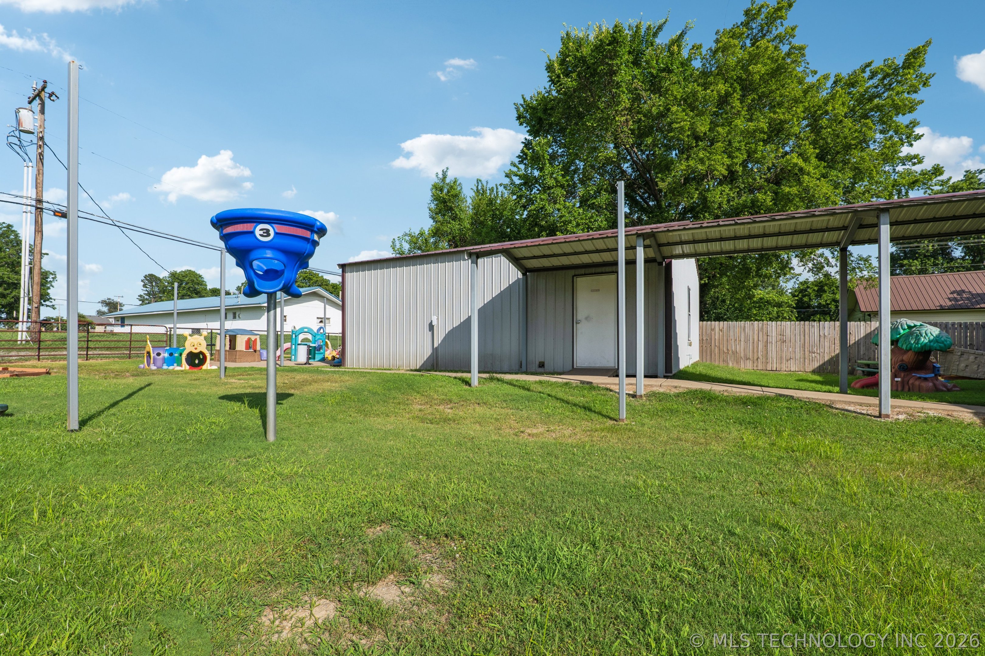 206 SE Railroad Street Fort Gibson OK 74434