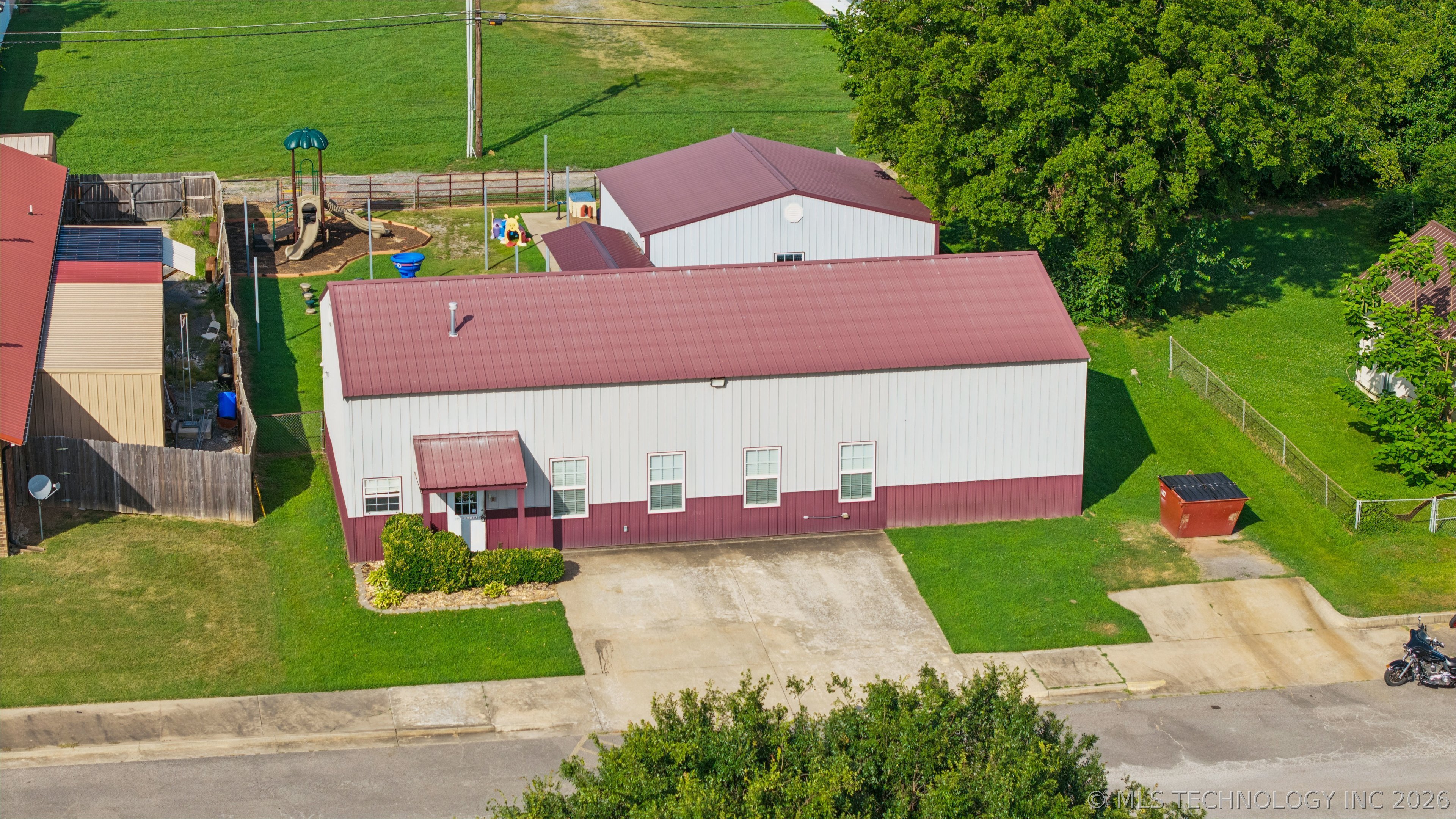 206 SE Railroad Street Fort Gibson OK 74434