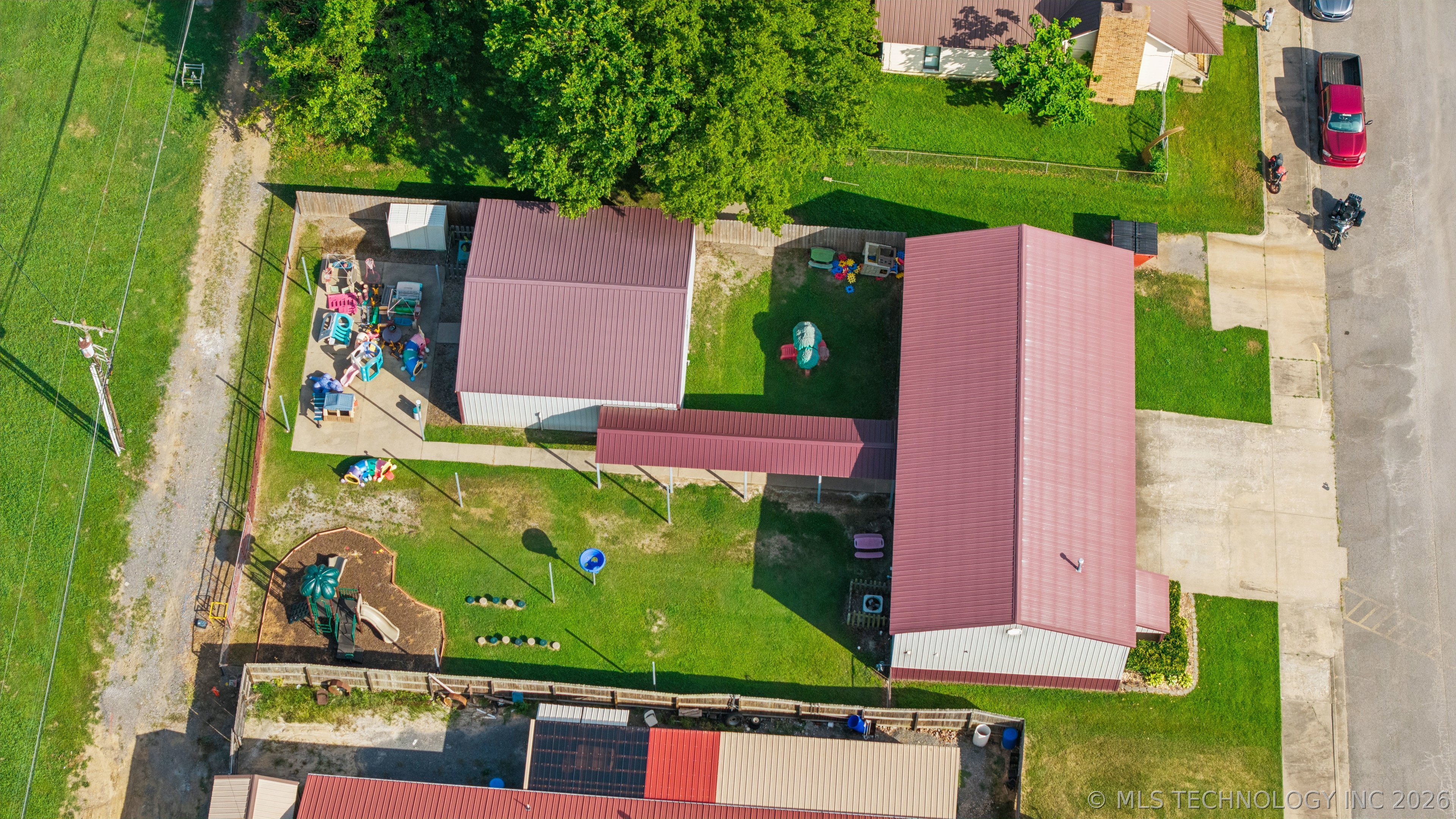 206 SE Railroad Street Fort Gibson OK 74434